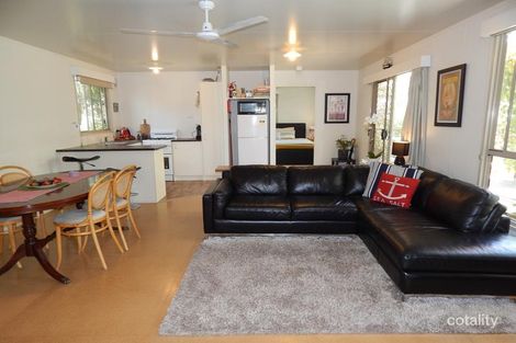 Property photo of 11 Panoramic Drive Walkerville VIC 3956