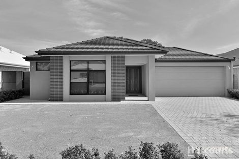 Property photo of 9 Bobtail Bend Wannanup WA 6210