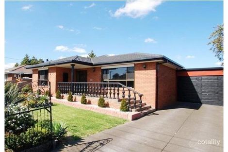 Property photo of 3 Kim Close Meadow Heights VIC 3048