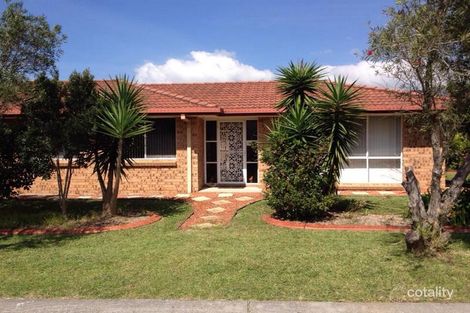 Property photo of 72 Mayfield Circuit Albion Park NSW 2527