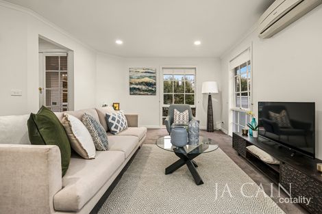 Property photo of 1/8 Middle Road Camberwell VIC 3124