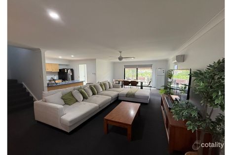 18/2 Concord Cct, Robina, QLD 4226