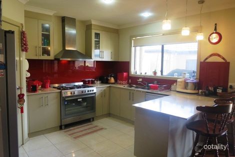 Property photo of 2 Grange Drive South Morang VIC 3752