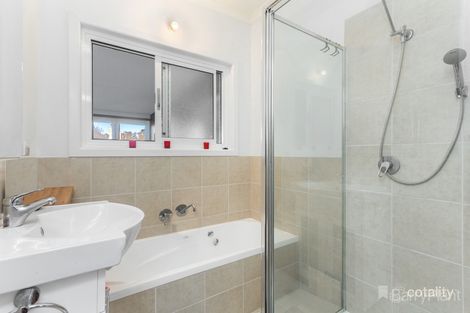 Property photo of 8 Graham Street Kangaroo Flat VIC 3555