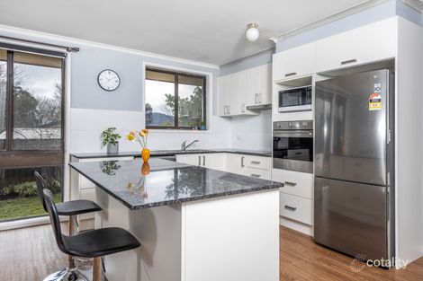 Property photo of 19 Maidment Place Kambah ACT 2902