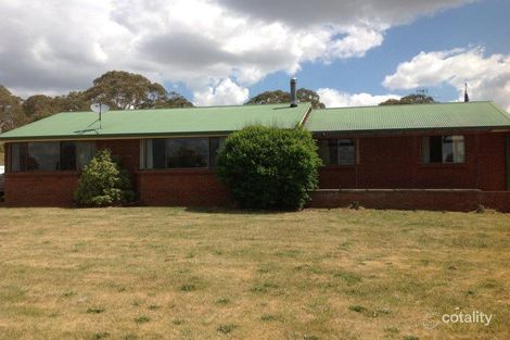 Property photo of 3 Balcony Close Guyra NSW 2365