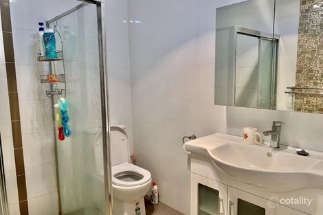 9 Kingslea Pl, Canley Heights, NSW 2166