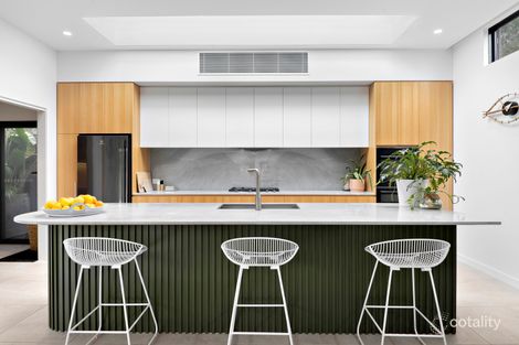 Property photo of 1 Woodvale Grove Rosebud VIC 3939