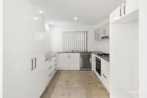 Property photo of 11 Flame Tree Avenue Sippy Downs QLD 4556