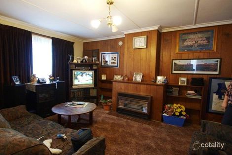 Property photo of 37 Waitara Grove Norlane VIC 3214