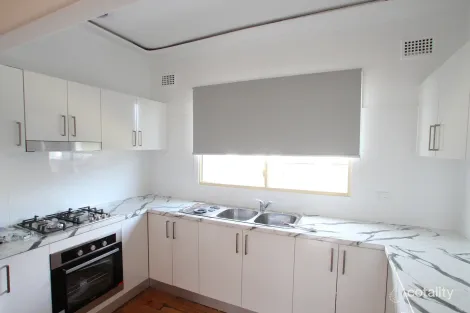 73 Cabramatta Rd E, Cabramatta, NSW 2166