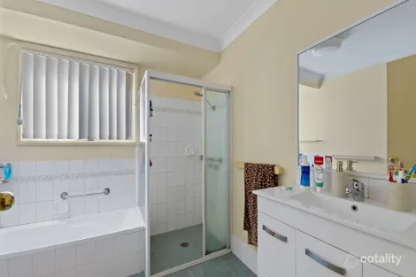Property photo of 1/1 Tiara Close Grafton NSW 2460