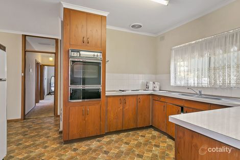 Property photo of 28 Kentwood Road Morphett Vale SA 5162