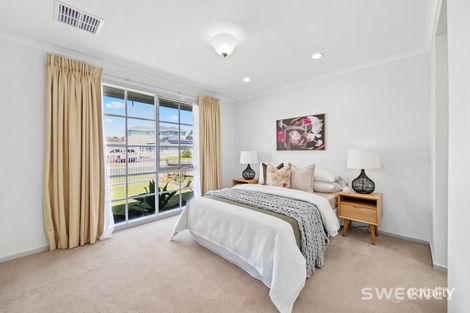 Property photo of 10 Ocean Court Altona Meadows VIC 3028
