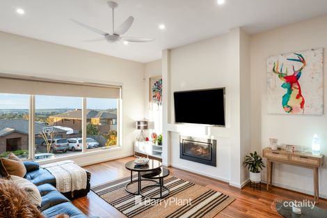 Property photo of 2 Northbridge Road Highton VIC 3216