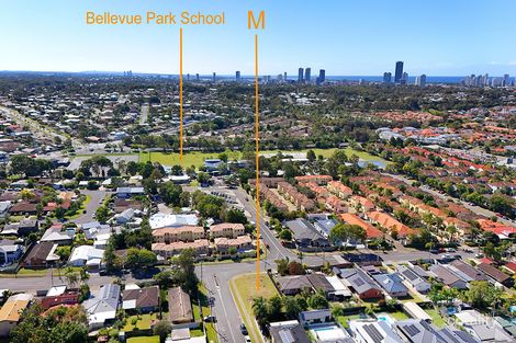 11 Ocean View St, Benowa, QLD 4217