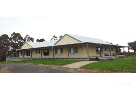 30 Jurys Rd, Nyora, VIC 3987