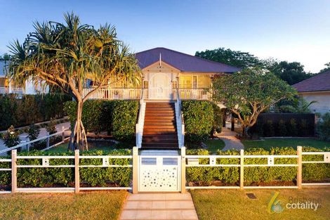 32 Kew Rd, Graceville, QLD 4075