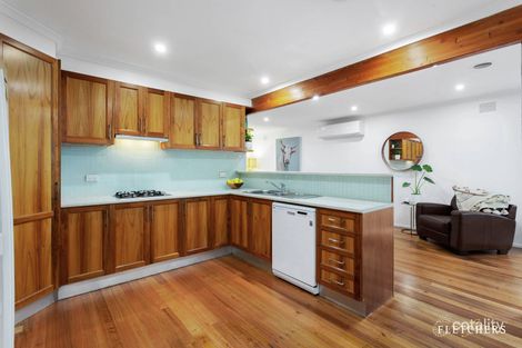 Property photo of 23 Kanowindra Crescent Greensborough VIC 3088