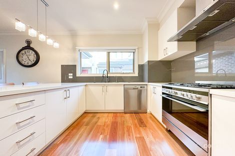 Property photo of 1/8 Utah Road Glen Waverley VIC 3150