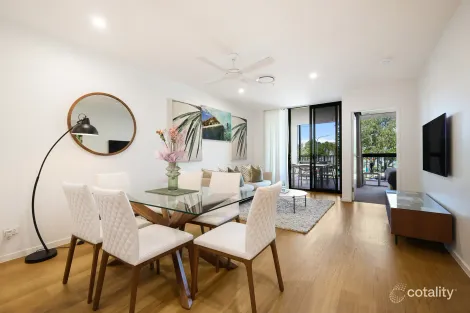 5/18 Remembrance Dr, Surfers Paradise, QLD 4217