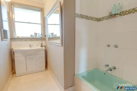 Property photo of 6 Ashdowne Avenue Myrtleford VIC 3737