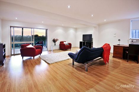Property photo of 21 Duff Parade Viewbank VIC 3084