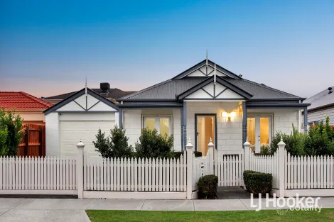 Property photo of 25 Copeland Crescent Point Cook VIC 3030