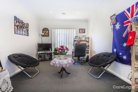Property photo of 10 Markham Court Roxburgh Park VIC 3064