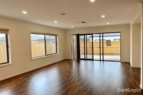 Property photo of 26 Trevor Crescent Truganina VIC 3029