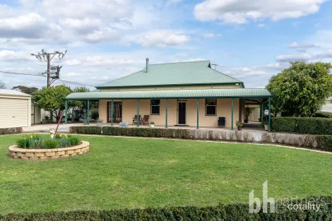 Property photo of 100 Adelaide Road Mannum SA 5238