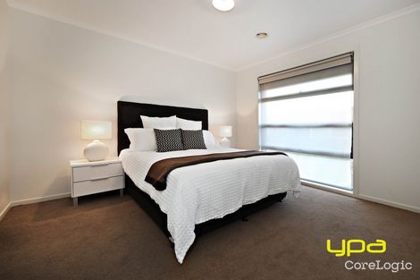 Property photo of 15 Cassan Way Caroline Springs VIC 3023