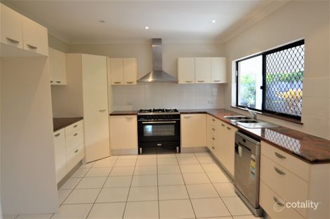 Property photo of 3 Norfolk Close Holloways Beach QLD 4878