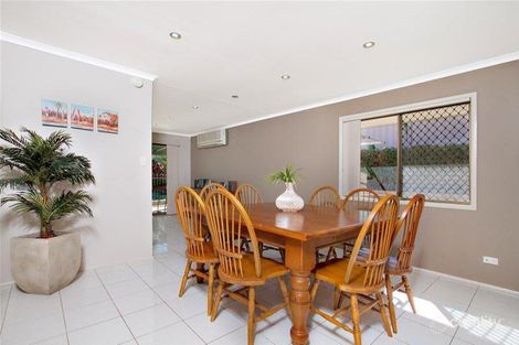 Property photo of 40 Jilbard Drive Springwood QLD 4127