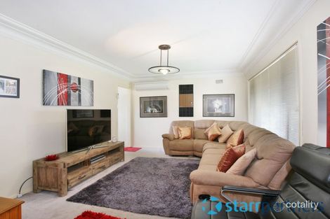 Property photo of 4 Vivienne Street Woodpark NSW 2164