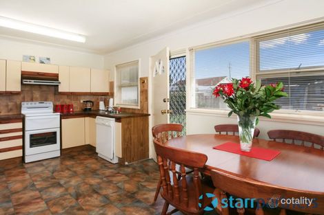 Property photo of 4 Vivienne Street Woodpark NSW 2164