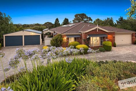 11 Millennium Ct, Drouin, VIC 3818