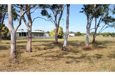 Property photo of 3 Raewood Close Coral Cove QLD 4670