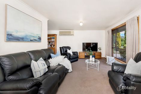 Property photo of 32 Gilbert Road Mount Barker SA 5251