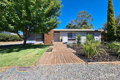 24 Guilford St, Clare, SA 5453