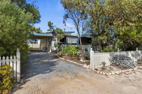Property photo of 4 Curlew Crescent Thompson Beach SA 5501