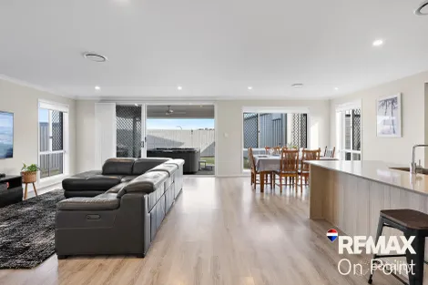 Property photo of 3 Hillgrove Street Redland Bay QLD 4165
