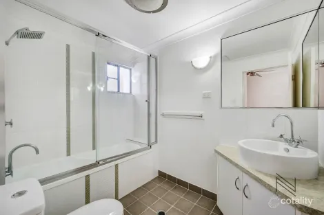 Property photo of 3/2-4 Ryan Street Belgian Gardens QLD 4810