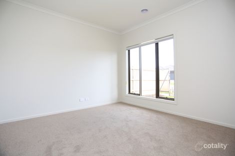 Property photo of 24 Hutchison Road Mambourin VIC 3024