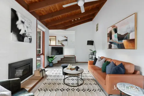 Property photo of 65 Milborne Crescent Eltham VIC 3095