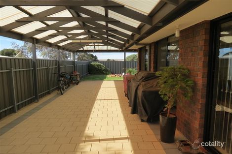 Property photo of 10 Walker Avenue Mannum SA 5238