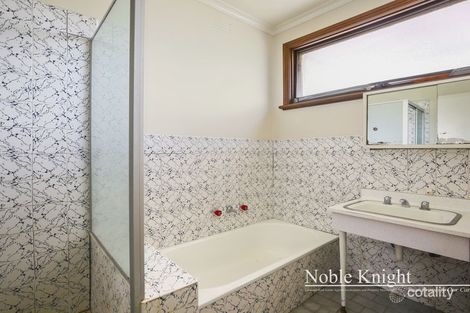 Property photo of 19 Campus Gate Chirnside Park VIC 3116