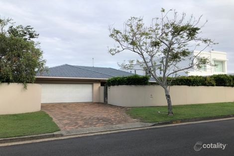 Property photo of 8 Mercedes Place Bundall QLD 4217