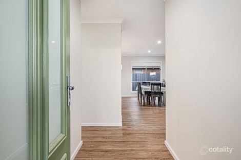 Property photo of 14 Swindon Way Thurgoona NSW 2640