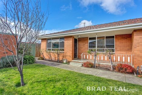 3 6 8 Clyde Court Oak Park VIC 3046